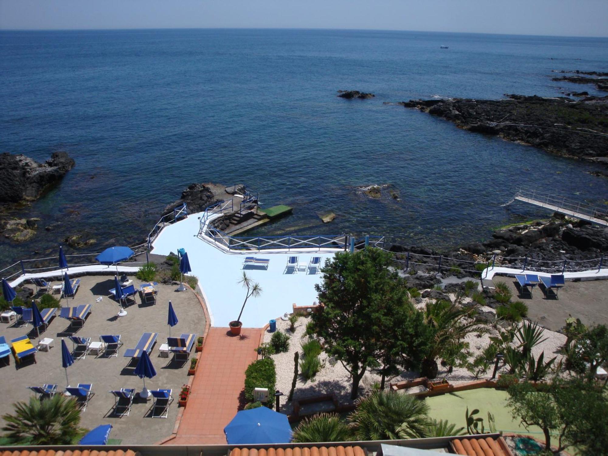 Hotel Nike Giardini Naxos Exterior photo