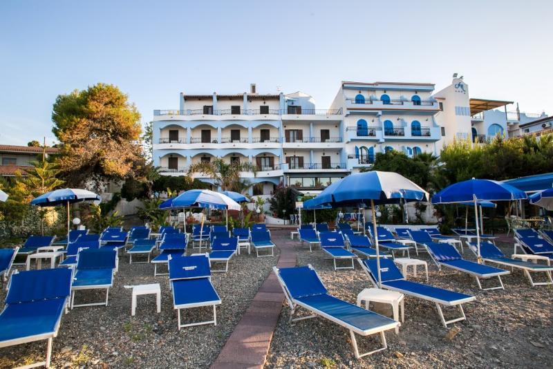 Hotel Nike Giardini Naxos Exterior photo